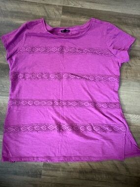 Hannah Magenta Lace-Trim Short Sleeve Top